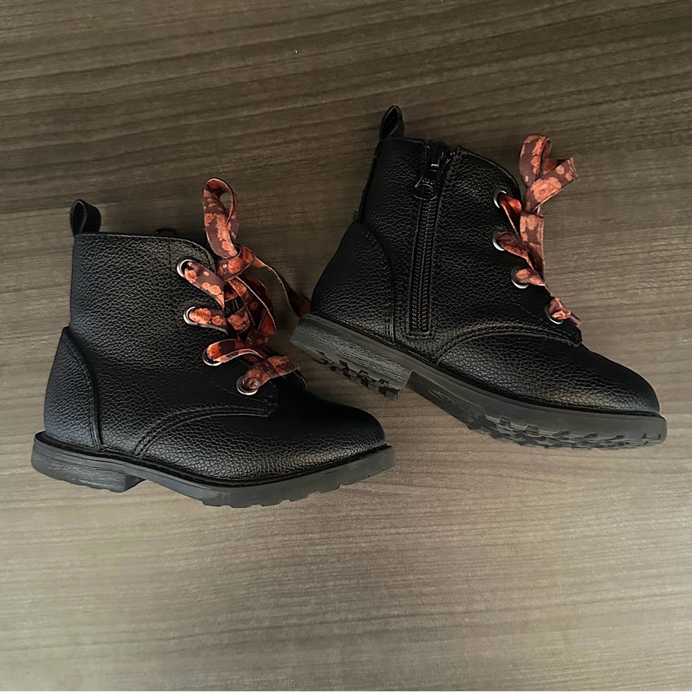 Cat & Jack Toddler Girls Giovanna Black Lace-Up Zipper
Combat Boots - Size 7